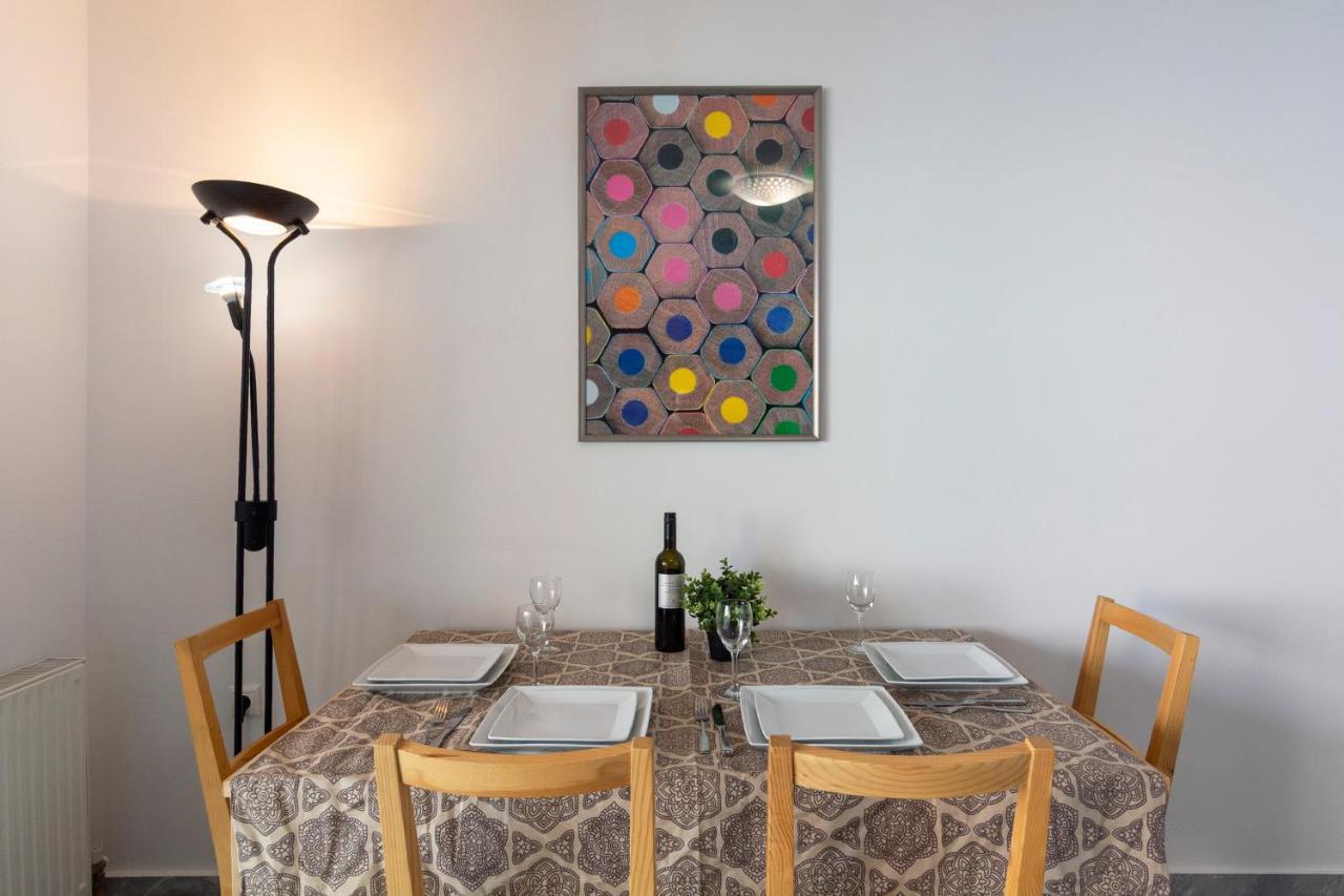 Central 3Bd Apt. Near Acropolis Афины Экстерьер фото